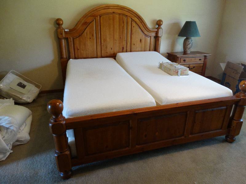 lot 4393 image: KIng size all wood bed frame in great condition.