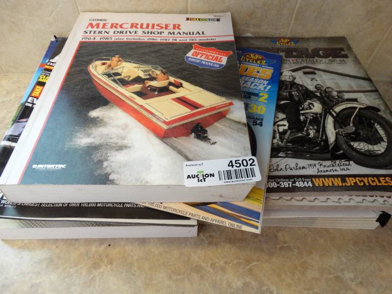 lot 4502 image: Lot of books & magazines.