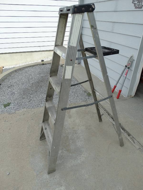 lot 4529 image: Keller 5 ladder.