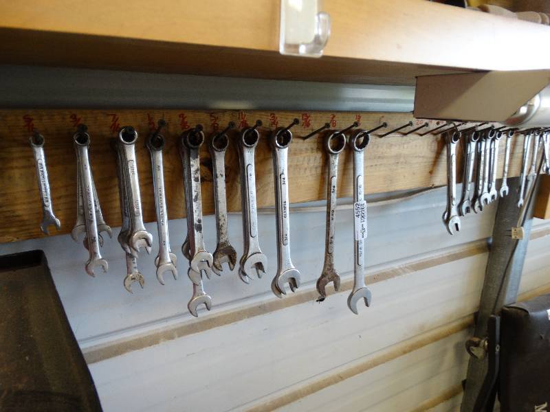 lot 4552 image: Large lot of wrenches.