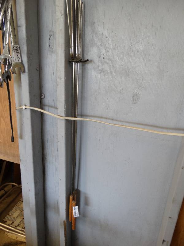 lot 4576 image: Camping telescoping forks.