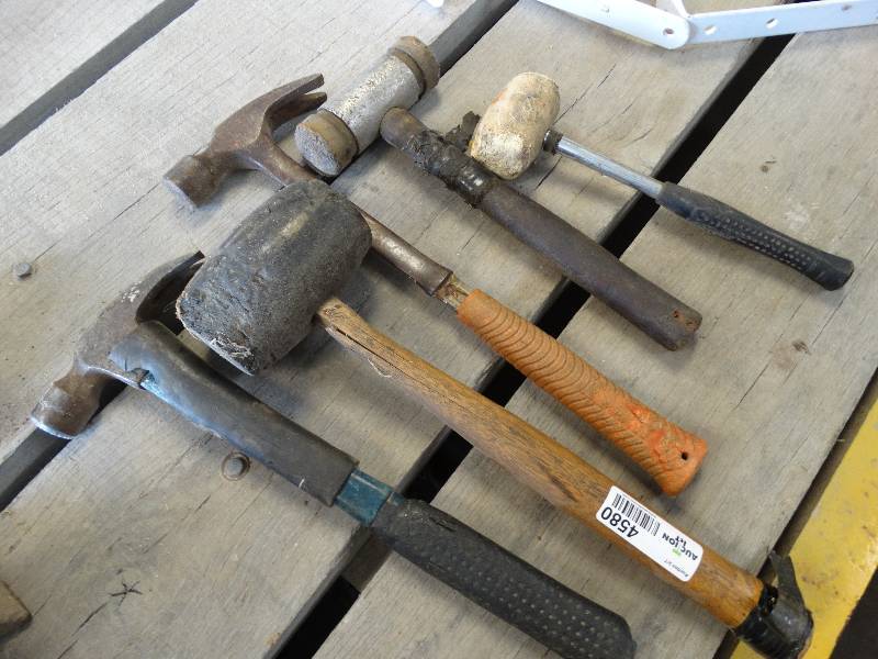 lot 4580 image: Lot of hammers & mallets.