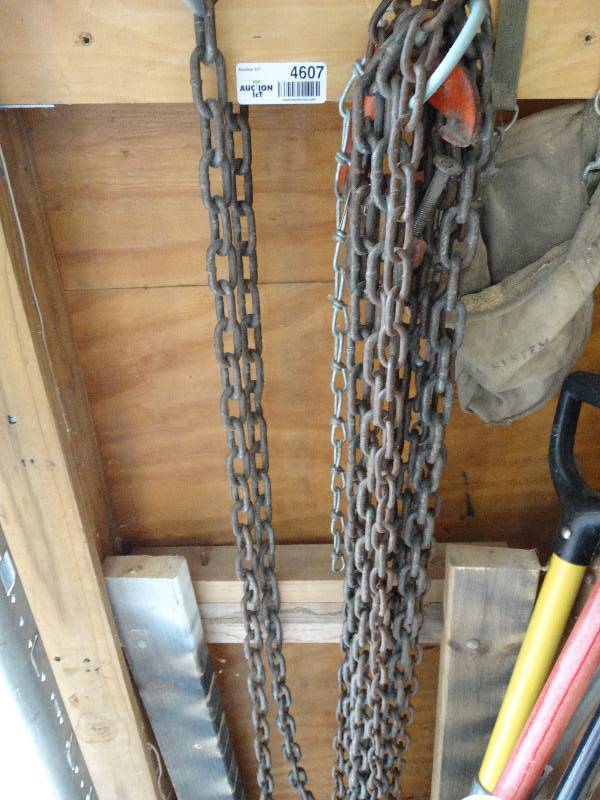 lot 4607 image: Chainstow chains.