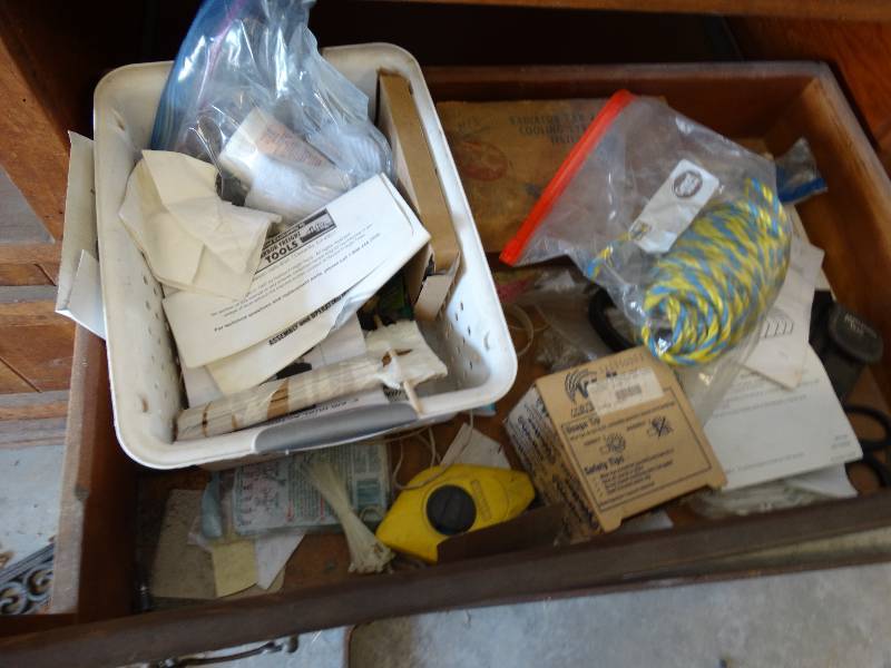 lot 4625 image: Cooling tester, string, meauring tapes & misc.