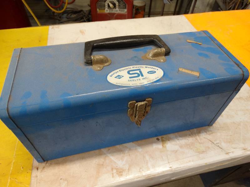 lot 4683 image: Seelye electric plastic welder.