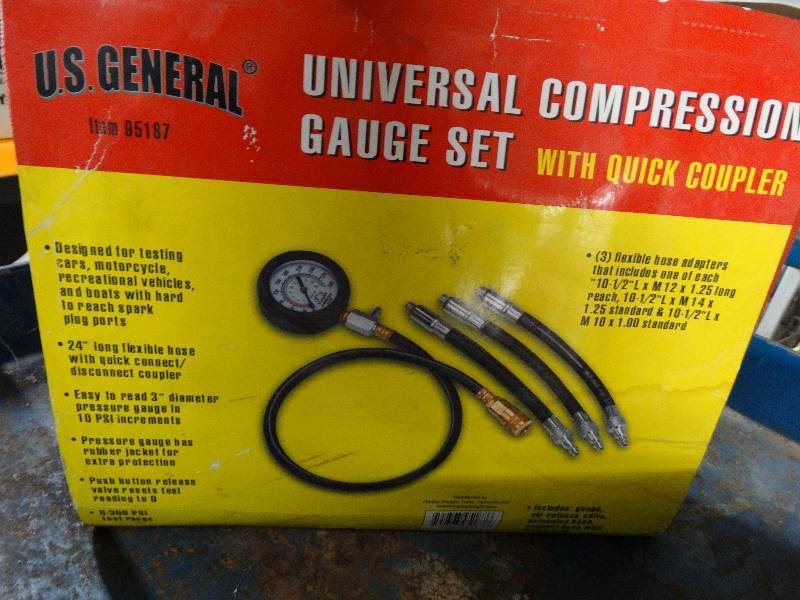 lot 4689 image: Universalmcompression gauge set.