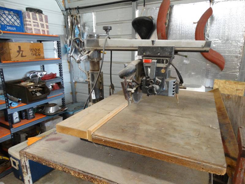 lot 4711 image: 10 radial arm saw.