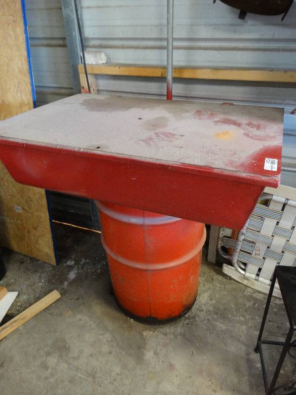 lot 4724 image: Parts bin cleaner.