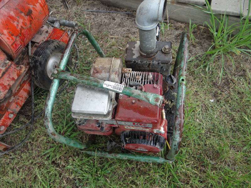 lot 13615 image: Industrialcommercial engine.