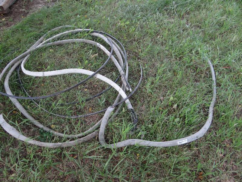 lot 13627 image: Aluminum wire.