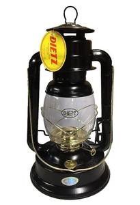 lot 9062 image: Dietz #90 D-Lite Oil Burning Lantern Black and Gold
