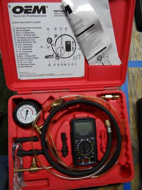 lot 7460 image: OEM Fuel Pressure Test Kit  with Case