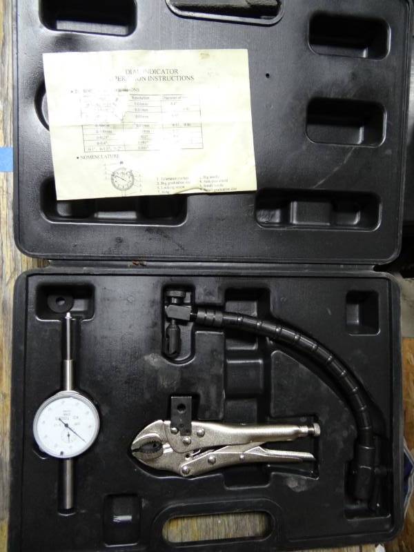 lot 7461 image: Dial Indicator Toll Set with Case