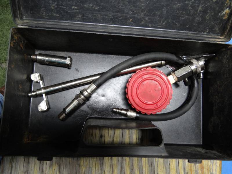 lot 7464 image: Compression Set with Case ACTRON Brand