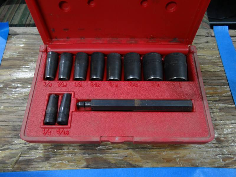 lot 7476 image: Blue Point Gasket Punch Set