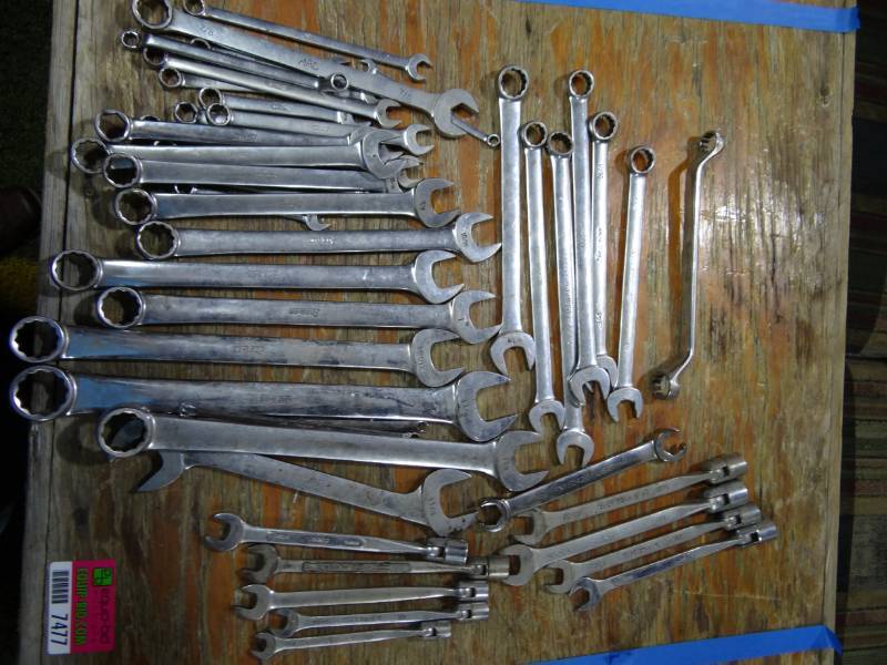 lot 7477 image: Snap on and S-K Combination Wrench Set