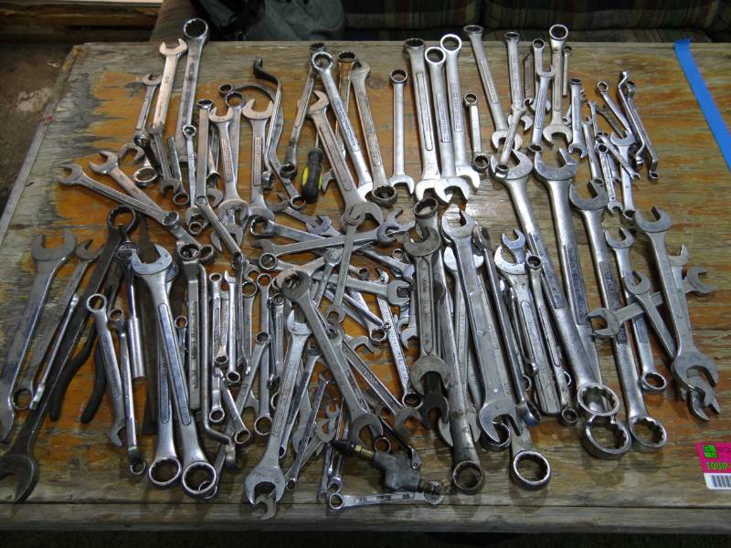 lot 7478 image: Large Lot of Various Sizes and Brand Combination Wrench Set