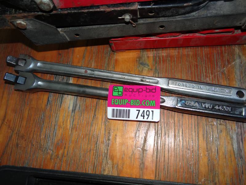 lot 7491 image: 2 Craftsman 12 Breaker Bars