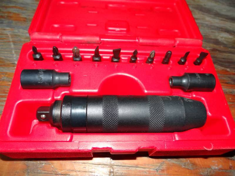 lot 9165 image: Mac Tool Impact Driver Set Model # SID13BA