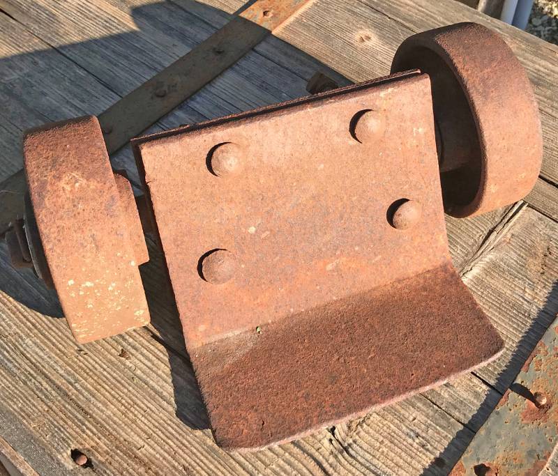 lot 5306 image: Vintage Industrial Cast Iron Wheels and Axle - with Bracket