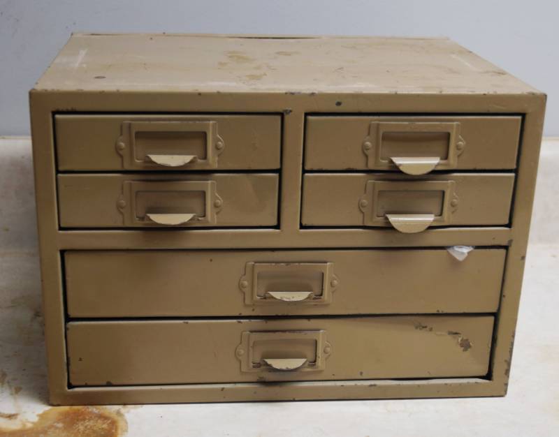 lot 1004 image: Vintage Metal Bolt Bin - 6 drawers - Valuable Contents included