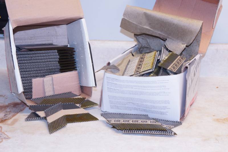lot 1015 image: Lot of 2 boxes - Grip Rite 3 x .131 10D Framer Nails - ITEM# GRSP10DX Framing Nails - boxes are mostly full