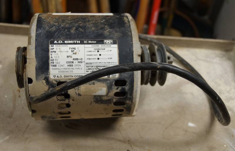 lot 1074 image: A.O. Smith Motor  - See pics for details - unknown condition  (not locked up)