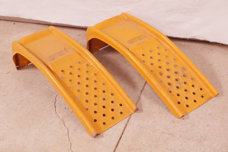 lot 1103 image: Set of Truck  Automotive Ramps - WIDE