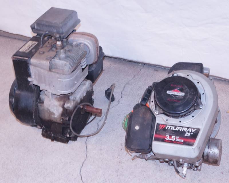 lot 1105 image: Lot of 2 Engines - Unknown Running Condition - see pics for details