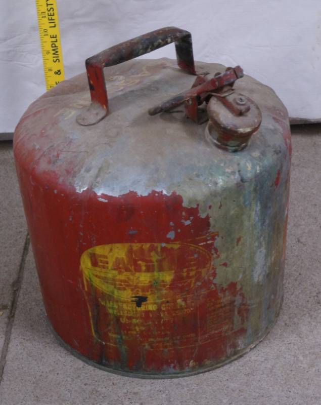 lot 1110 image: Metal Gas Can