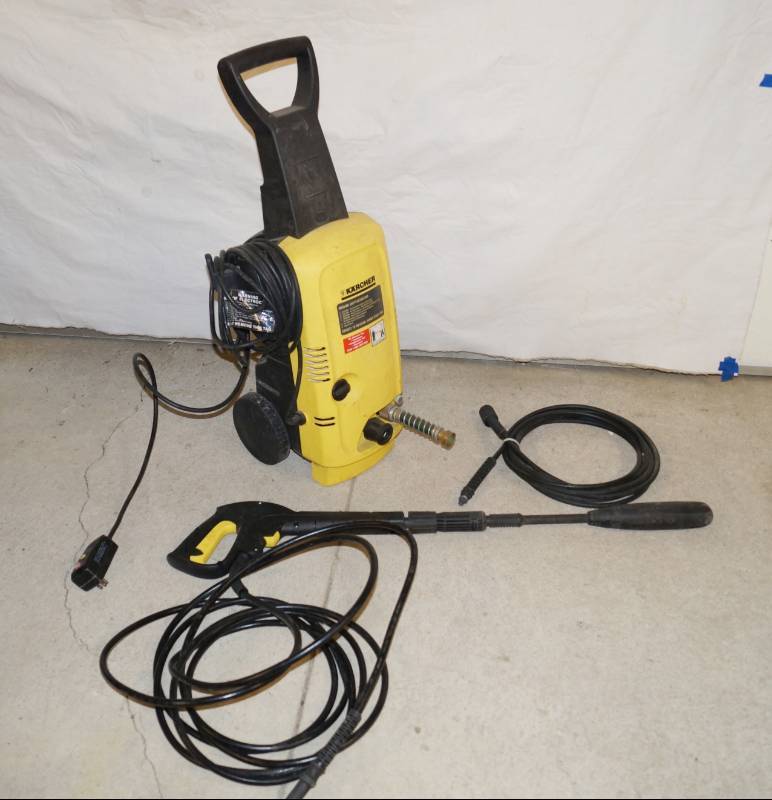 lot 1115 image: KARCHER Power Washer - Powers on w accessories shown in pics