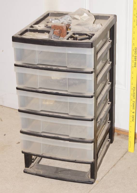 lot 1126 image: Plastic Storage Drawer Unit w contents - see pics