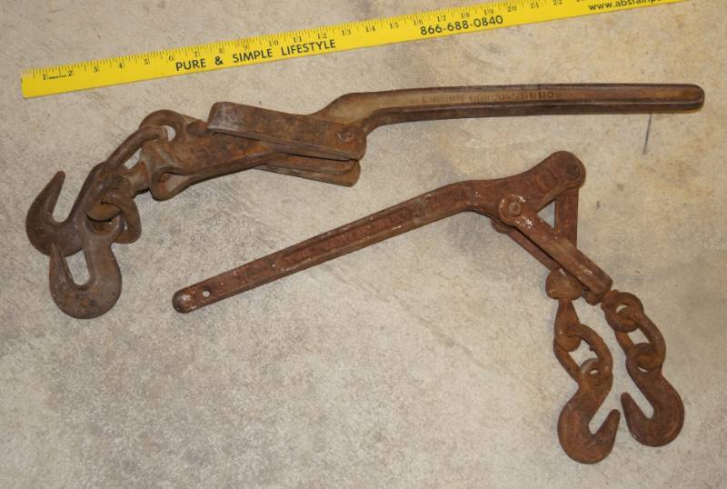 lot 1137 image: Lot of 2 Chain Load Binders & Metal Cable Come-Along- See pics for conditions