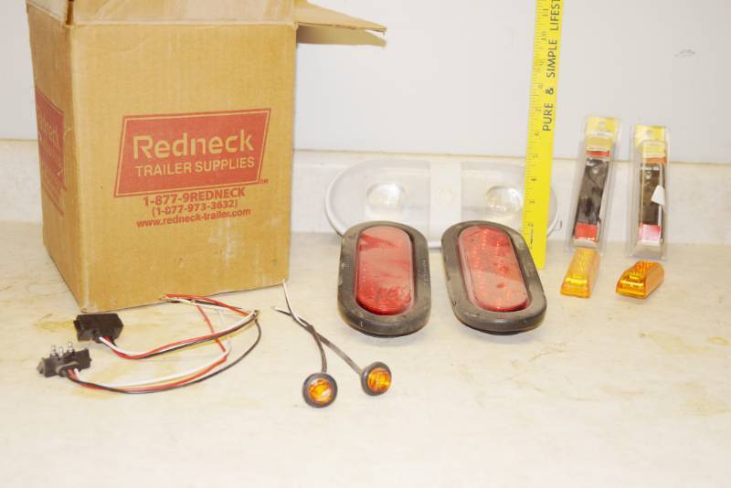 lot 1144 image: Redneck Trailer Supplies - Trailer Tail Light Kit