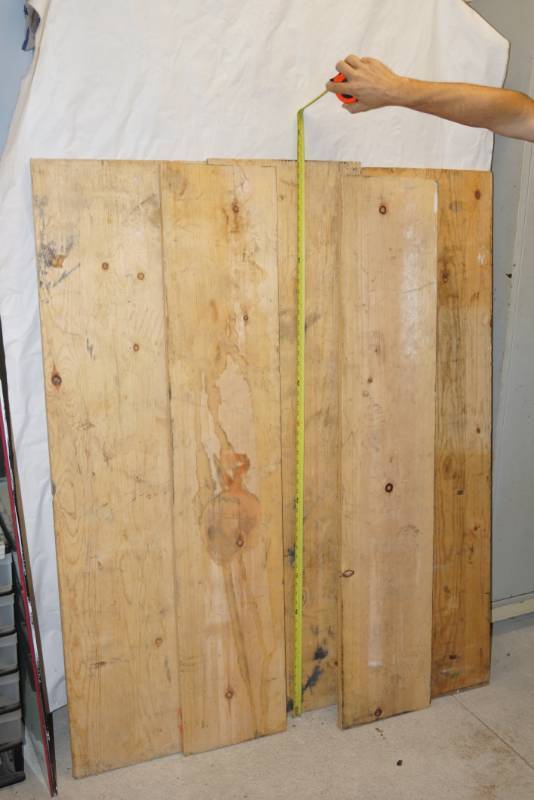 lot 1145 image: Lot of5 Boards - See pics for measurements - good for shelving