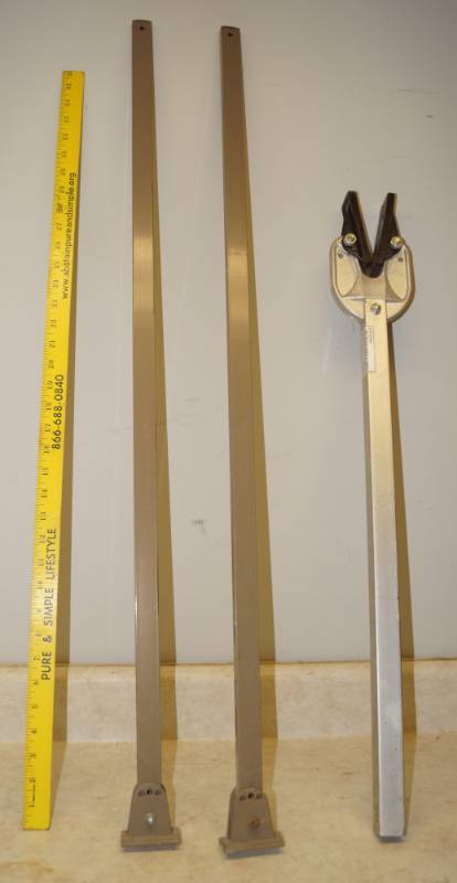 lot 1169 image: Boat Motor Brace and other metal braces - see pictures