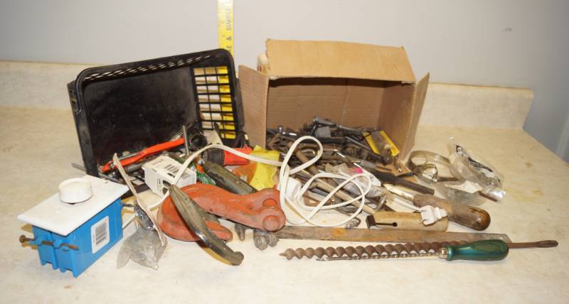 lot 1173 image: Lot of Garage Misc. BIG Bit - Tire Repair Tool, Cords, BIG Hook and more