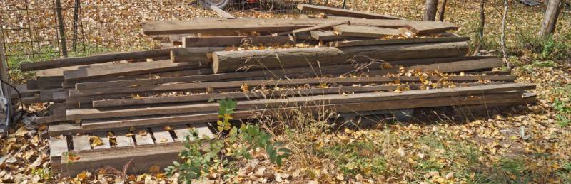 lot 1219 image: Lot of reclaimed wood - weathered - great project wood