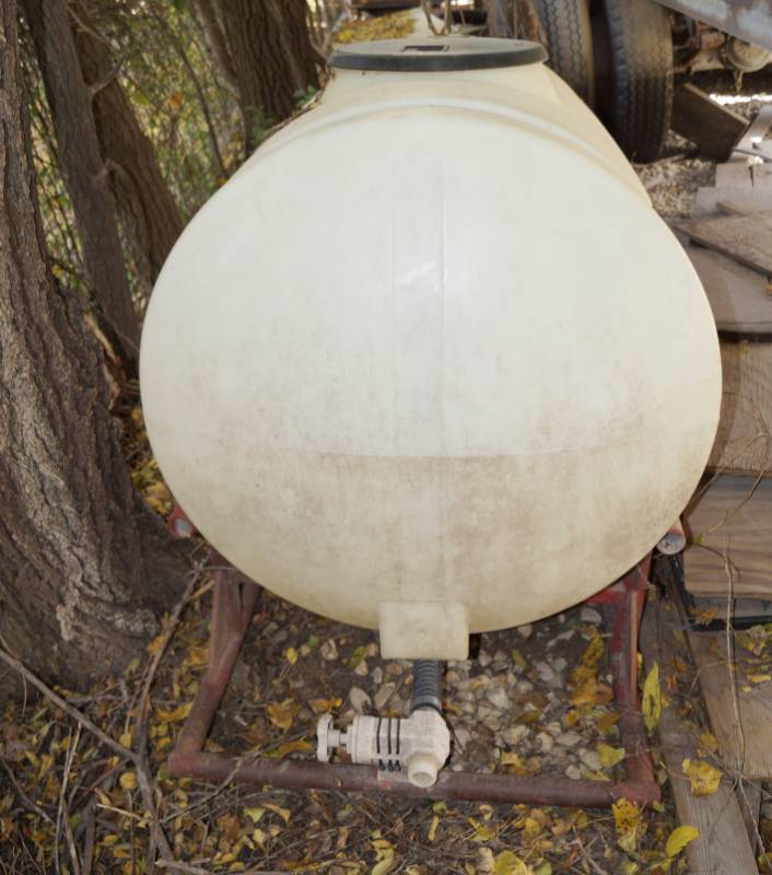 lot 1229 image: Large Liquid Storage Tank on a metal frame - Snyder Industries Inc.