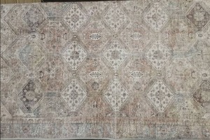 lot 56341 image: Distressed Persian Style Area Rug 3 x 5 - Retail $299