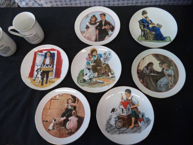 lot 2524 image: 7 Norman Rockwell Plates & 2 Cups