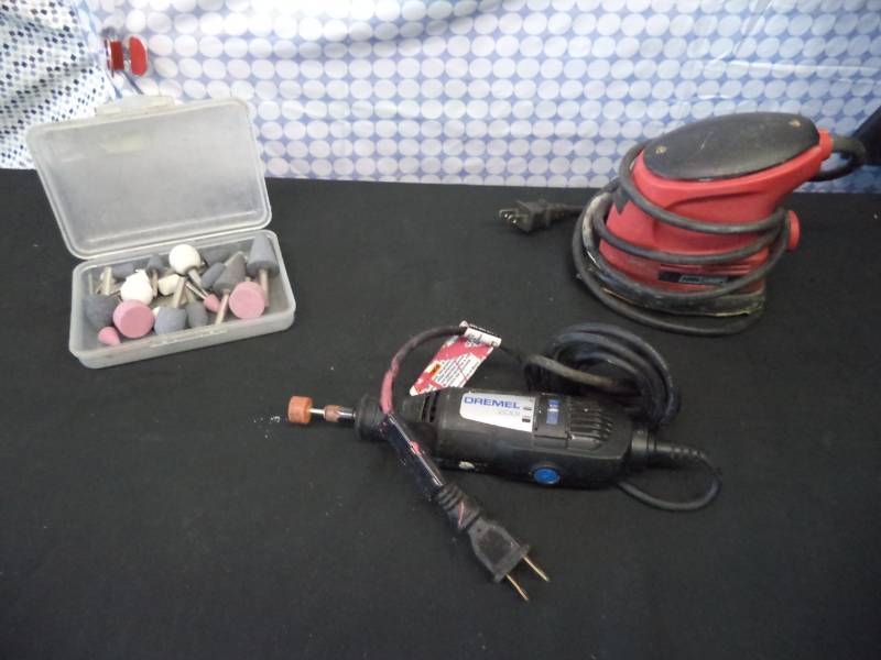 lot 2527 image: Hand Sander & Dremel Tool wattachments