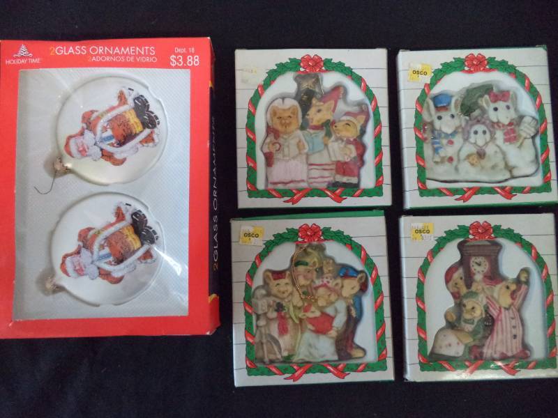 lot 2547 image: 4 Mistletoe Mice Ornaments New. 2 Glass Santa Ornaments New