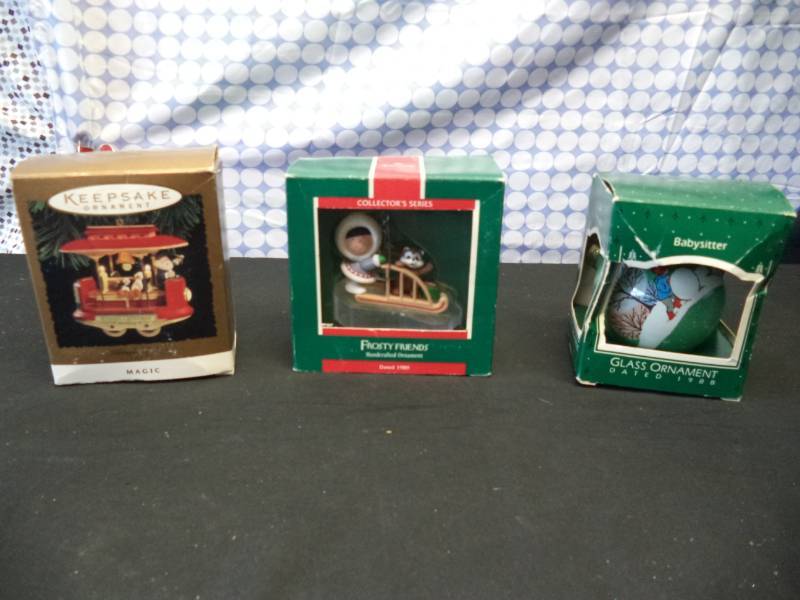 lot 2558 image: 3 Hallmark Ornaments All New