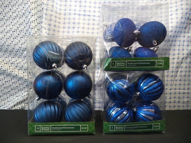 lot 2568 image: 2-8 pk., 1 12 pk. Blue Bulb Ornaments