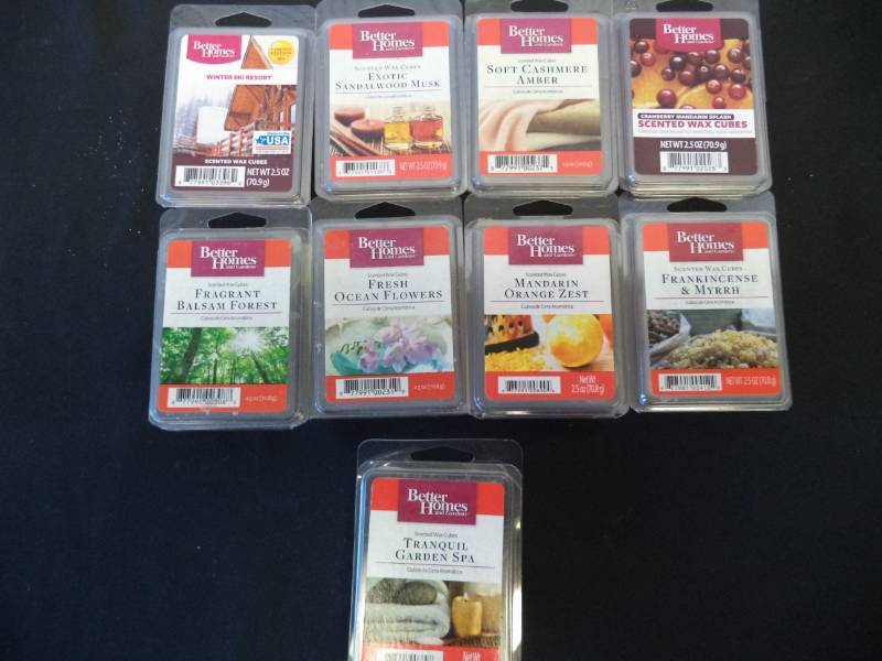 lot 2590 image: 9 pks. of Better Homes scented wax cubes