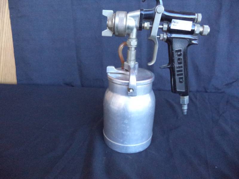 lot 2606 image: Allied Paint Spray Gun
