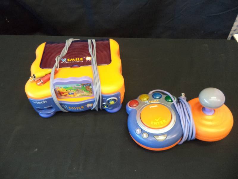 lot 2647 image: V-Tech Game System