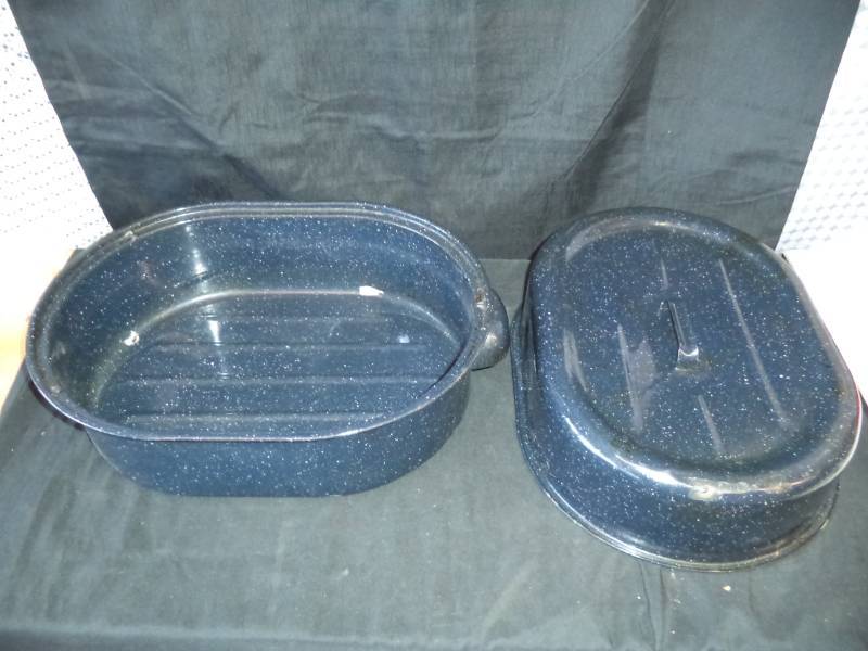 lot 2665 image: Roaster Pan