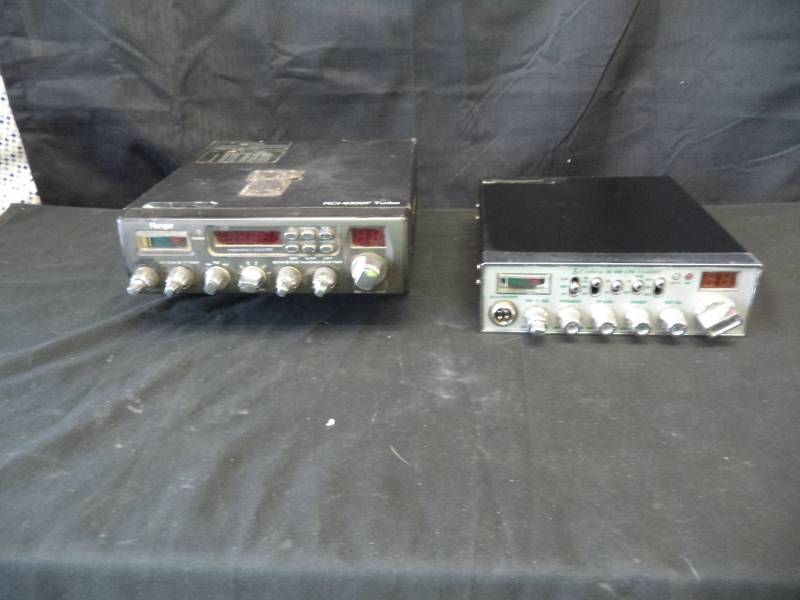 lot 2710 image: Night watch & Ranger CB Radios